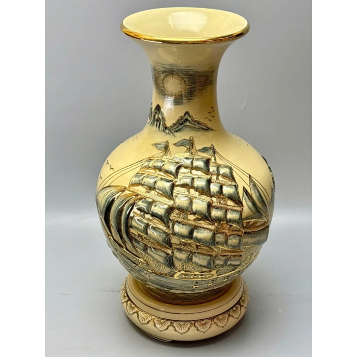 Bình gốm Chu Đậu vẽ lam thủ công