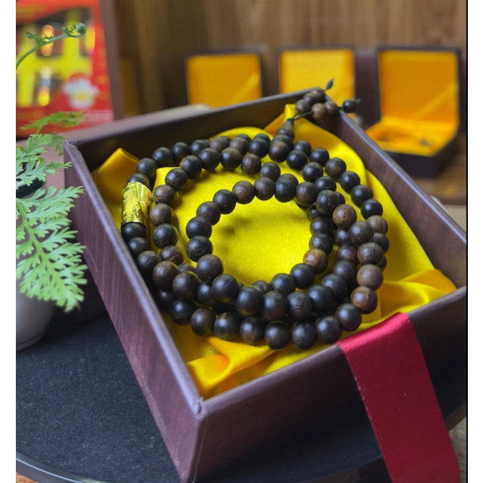 Vòng trầm hương 108 hạt