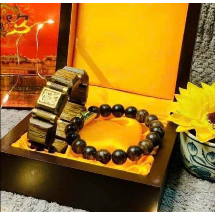 Vòng trầm hương chìm nước 12mm