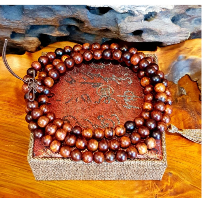 Vòng tay gỗ sưa đỏ 108 hạt